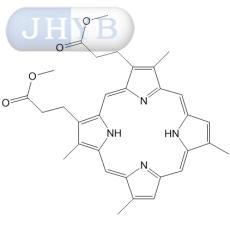 Deuteroporphyrin IX dimethyl ester